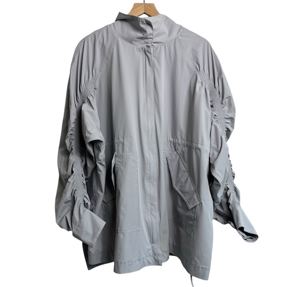 Fabletics Giana Weather Resistant Removable Hoodie Jacket Raincoat Women’s Gray - Picture 2 of 11